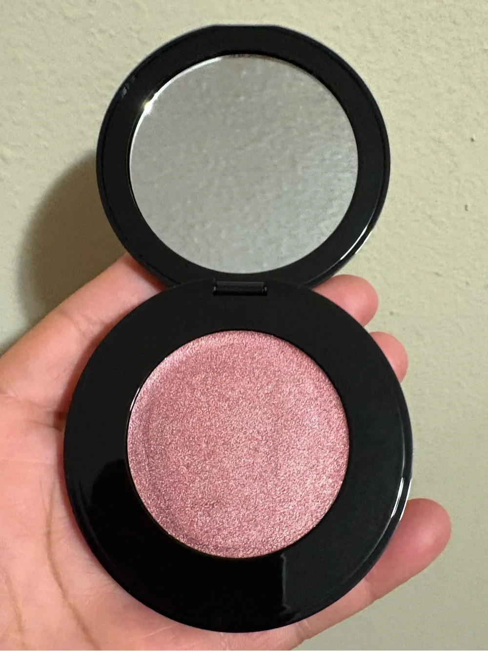 Doucce Glow Sculpt Multi-Use Cream Highlighting Blush - MAUVEGLOW Brand New .